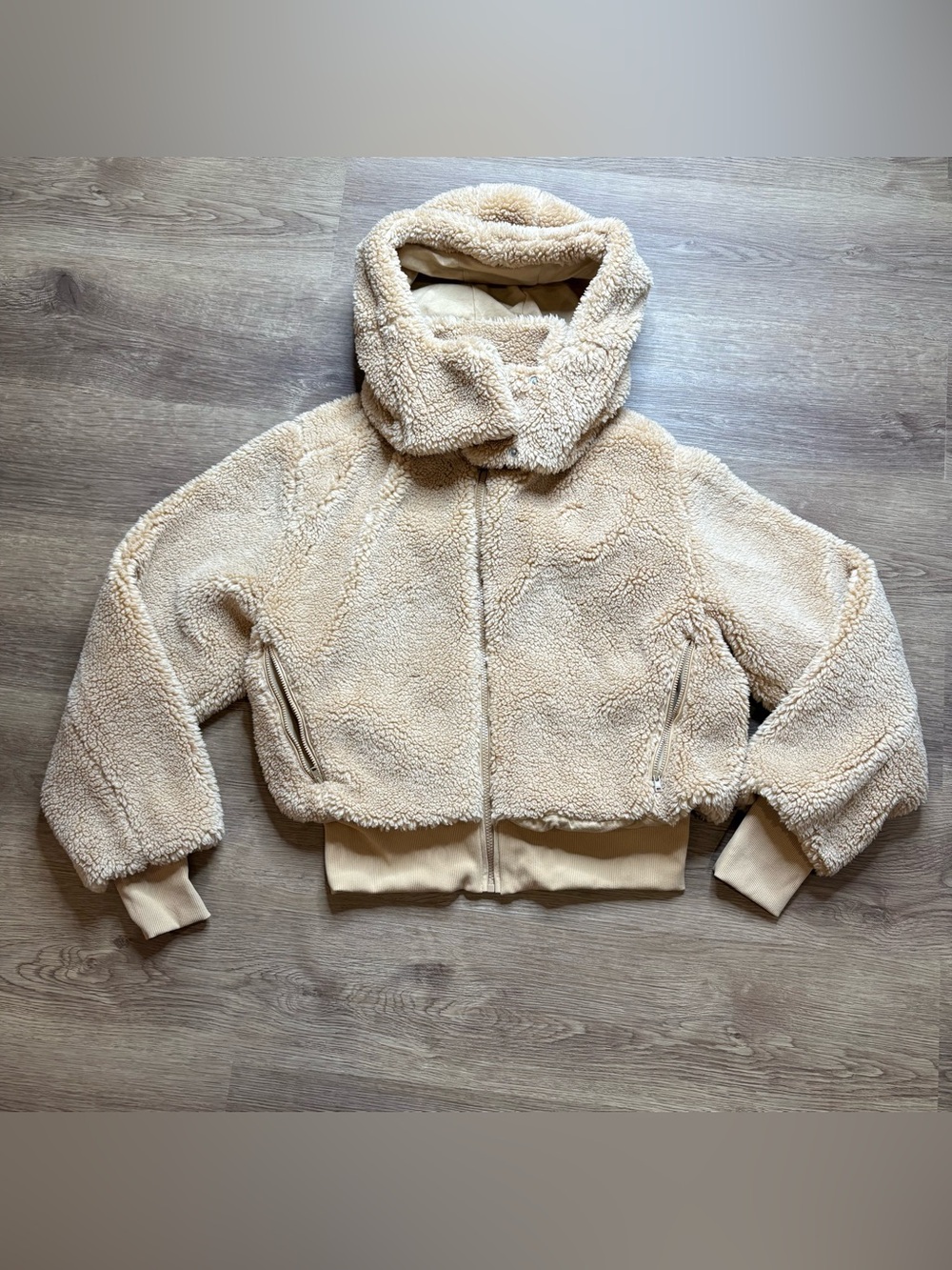 Alo Yoga Foxy Sherpa Jacket